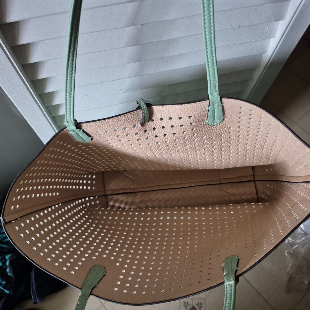 Reversible Tote - Picture 3 of 7